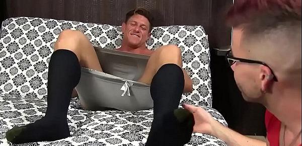  Ripped stud toe licked while wanking off his fat cock